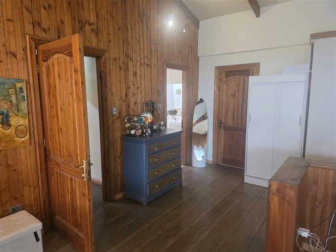 Casa en arriendo de 6 dorm. en La Reina