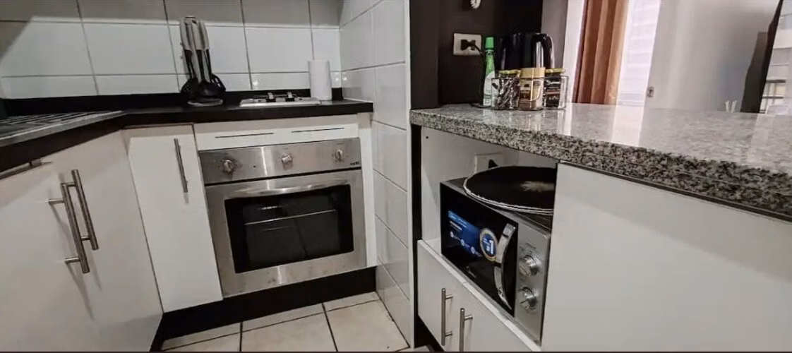 Vive Independiente Hoy: Departamento Amoblado en Pleno Santiago Centro - Imagen 6