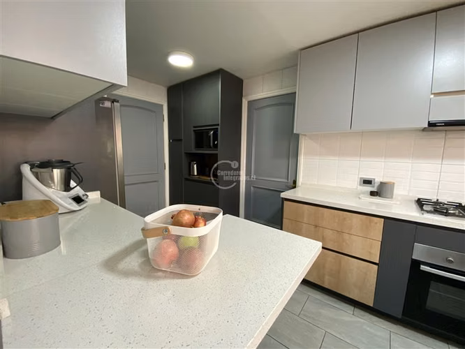 Casa de 155 m2, 3 dorm, 2010 m2 terreno San Bernardo