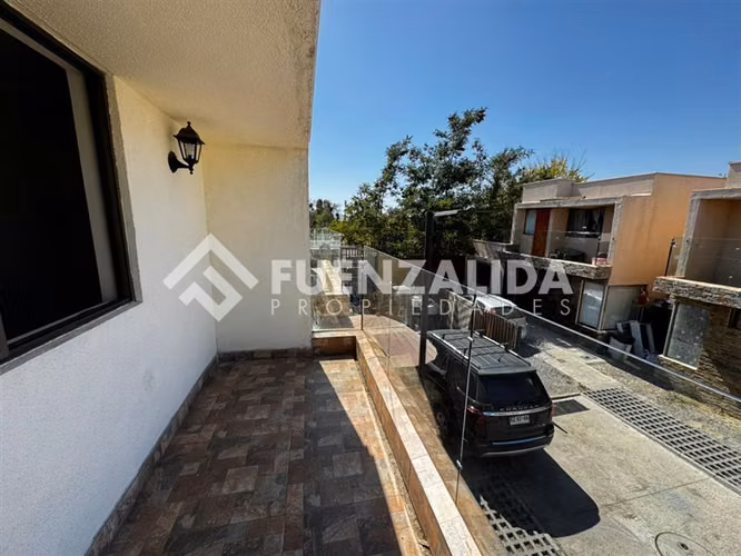 Casa en venta de 3 dorm. en Peñaflor
