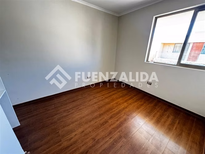Casa en venta de 3 dorm. en Peñaflor