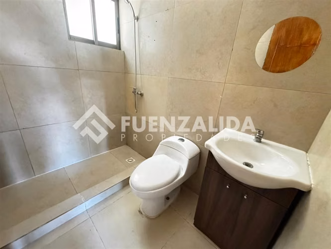 Casa en venta de 3 dorm. en Peñaflor