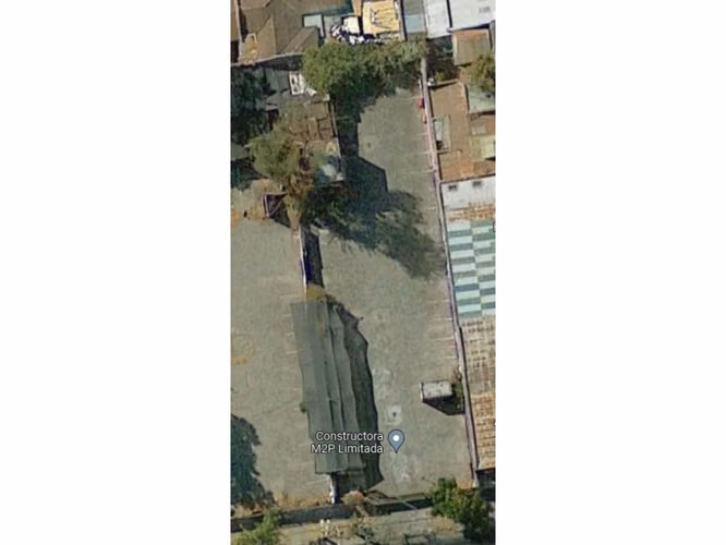 Vende inmueble uso comercial