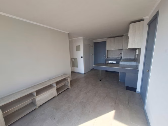 Vende depto la cisterna  2420 UF