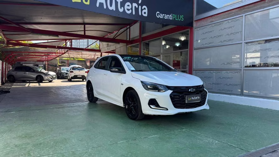 Chevrolet Onix Turbo HB 1.0 MT (2024)