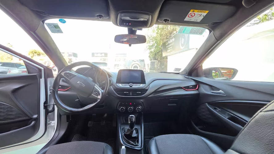 Chevrolet Onix Turbo HB 1.0 MT (2024)