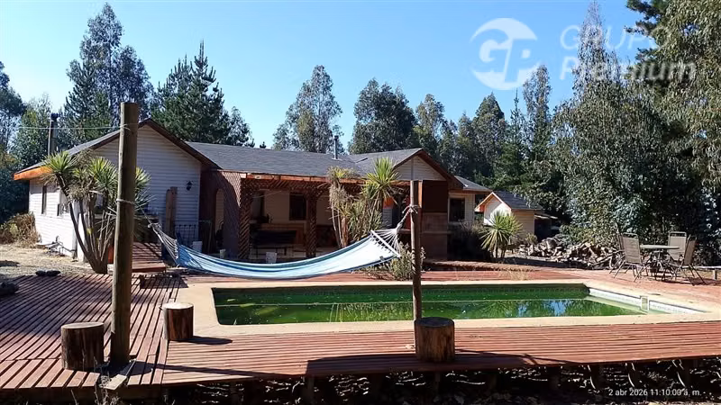 Casa en venta de 5 dorm. en El Quisco
