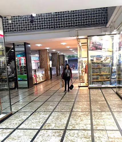 LOCAL COMERCIAL // GALERÍA ESPAÑA (155647) - Imagen 16