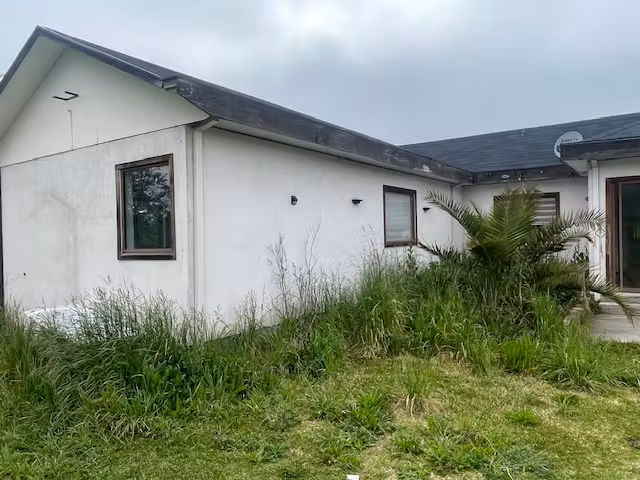 VENDE AMPLIA CASA EN PARCELA DE AGARADO ROMERAL-CURICO