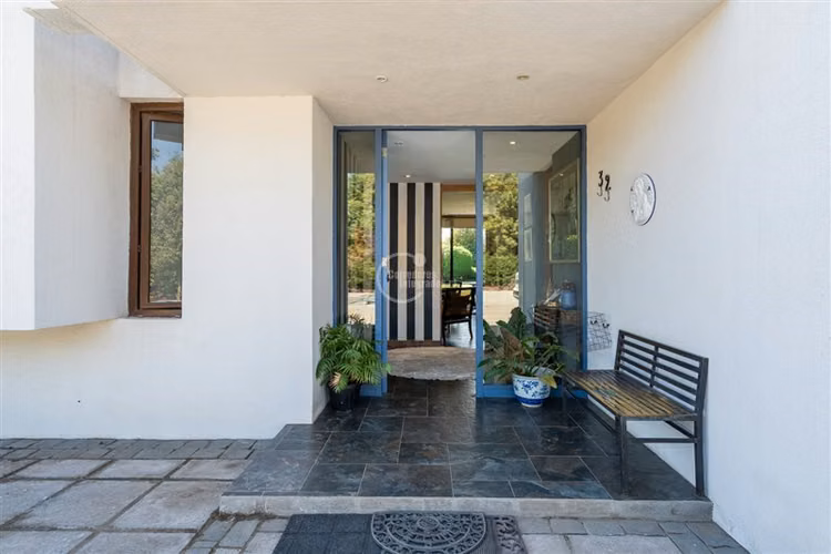 Casa en arriendo de 5 dorm. en Colina
