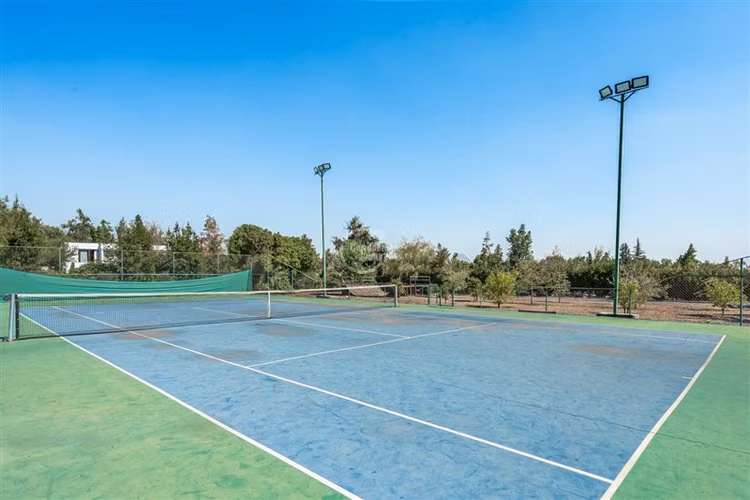Casa en arriendo de 5 dorm. en Colina