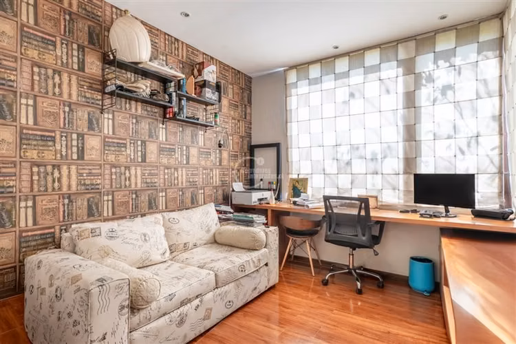 Casa en arriendo de 5 dorm. en Colina