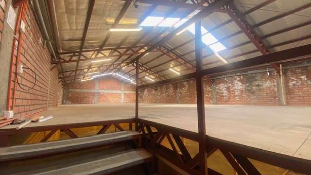 Se arrienda bodega comercial en arriendo en Natales