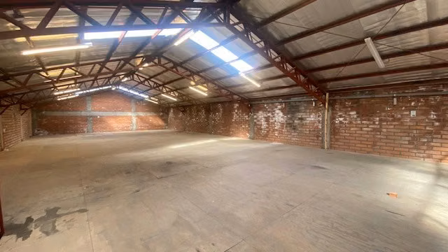 Se arrienda bodega comercial en arriendo en Natales