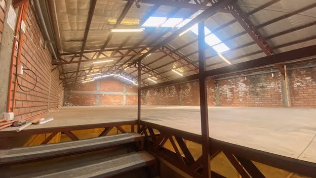 Se arrienda bodega comercial en arriendo en Natales