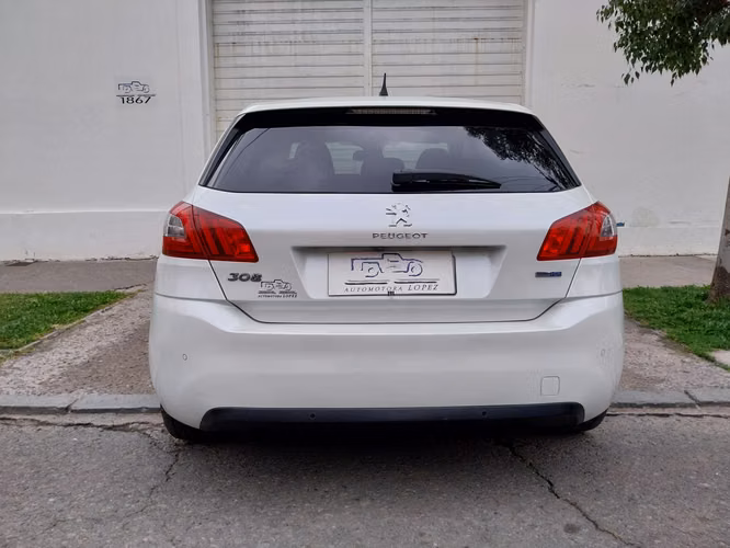 PEUGEOT 308 ALLURE DIESEL AÑO 2017