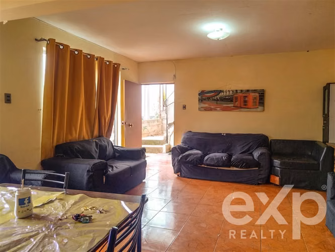 Venta 2 casas en Chorrillos Viña del Mar, Cancha c/ Valdivia