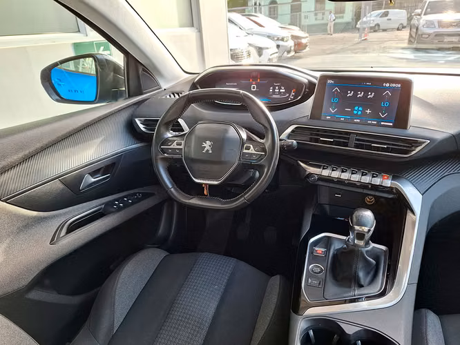 PEUGEOT 3008 2022