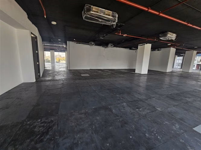 Oficina en arriendo en Las Condes / Tobalaba