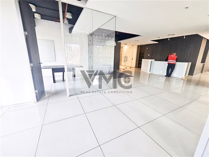 Oficina en arriendo en Las Condes / Tobalaba