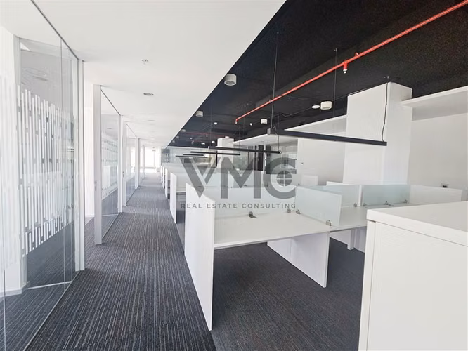 Oficina en arriendo en Las Condes / Tobalaba
