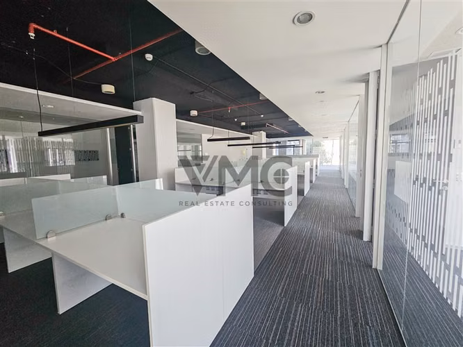 Oficina en arriendo en Las Condes / Tobalaba