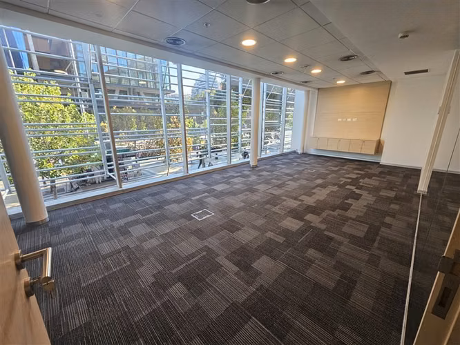 Oficina en arriendo en Las Condes / Tobalaba