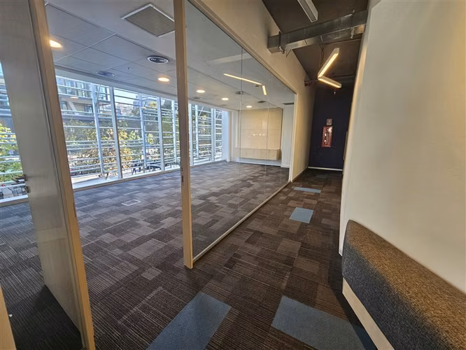Oficina en arriendo en Las Condes / Tobalaba