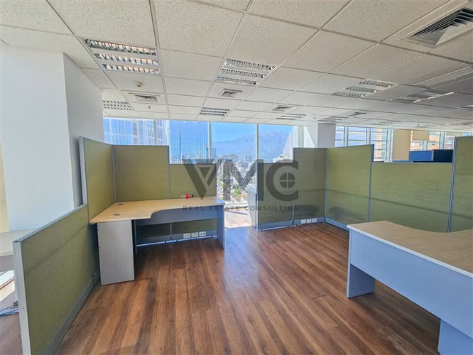 Oficina en arriendo en Las Condes / Escuela Militar
