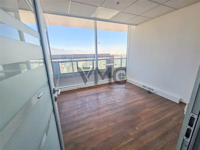 Oficina en arriendo en Las Condes / Escuela Militar