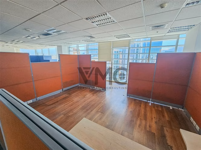 Oficina en arriendo en Las Condes / Escuela Militar