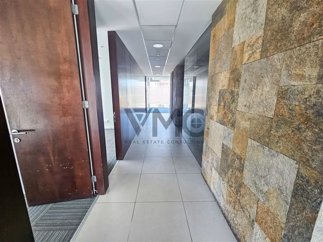 Oficina en arriendo en Las Condes / Escuela militar