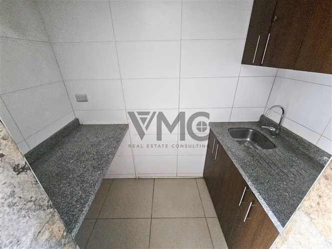 Oficina en arriendo en Las Condes / Escuela militar