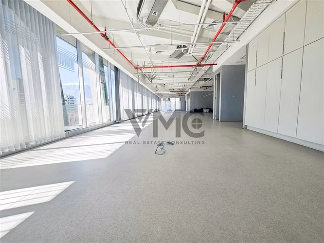 Oficina en arriendo en Las Condes / Escuela Militar