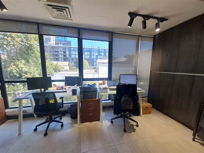 Oficina en venta en Providencia / Rodó