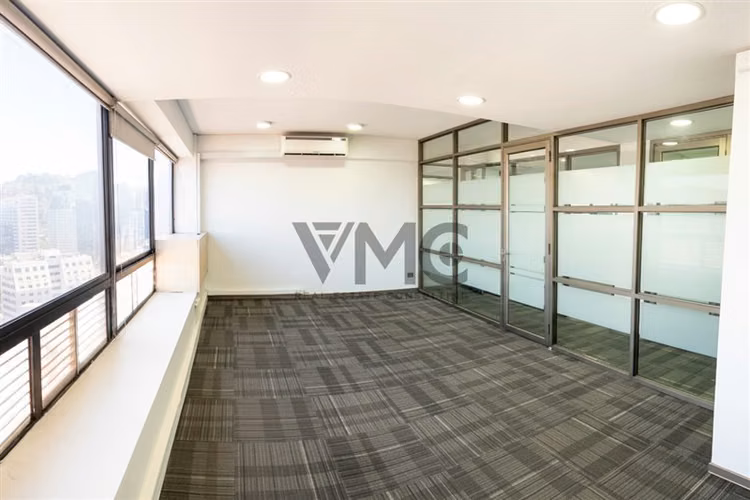 Oficina en arriendo en Providencia / Tobalaba