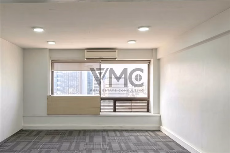 Oficina en arriendo en Providencia / Tobalaba