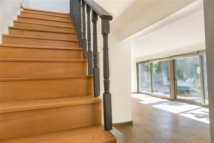 Casa en venta de 4 dorm. en Las Condes amplia cocina comedor