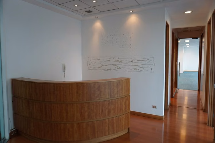 Oficina en arriendo en Las Condes