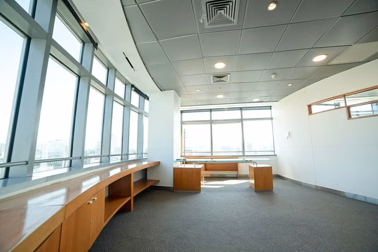 Oficina en arriendo en Las Condes / Tobalaba
