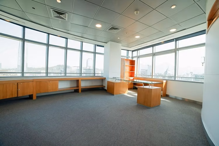 Oficina en arriendo en Las Condes / Tobalaba