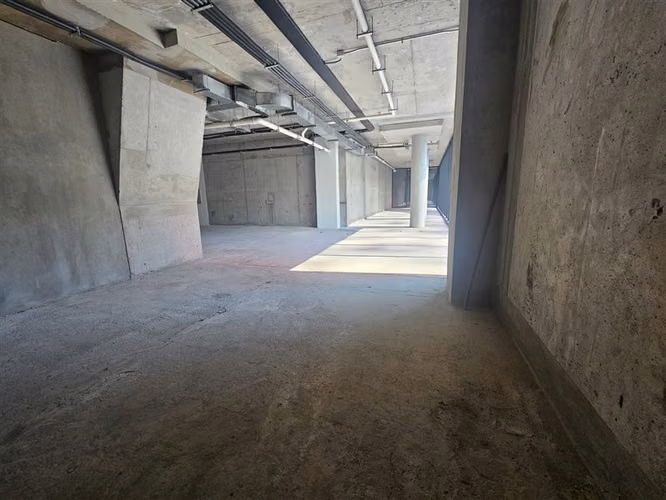 Oficina en arriendo en Las Condes / Edificio clase A