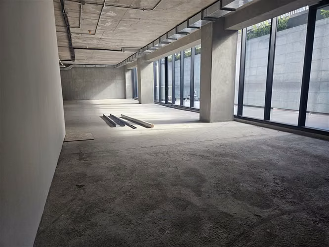 Oficina en arriendo en Las Condes / Edificio clase A