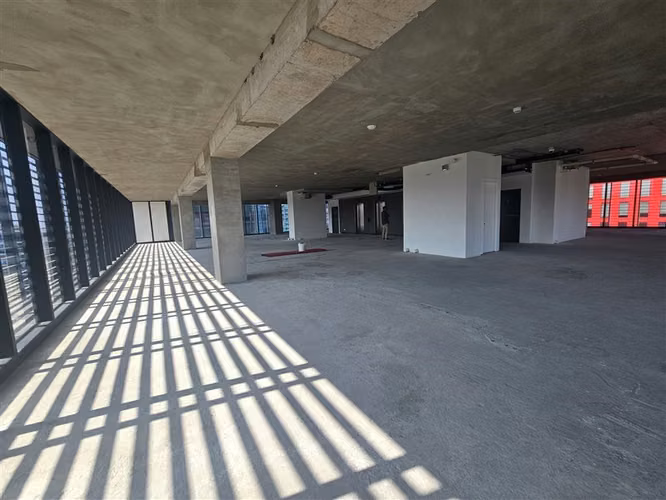 Oficina en arriendo en Las Condes / Edificio clase A