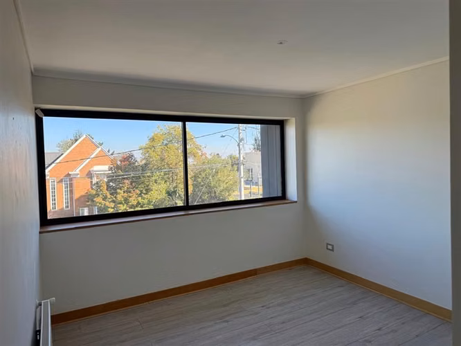 NUEVA CASA LA REINA ALTA