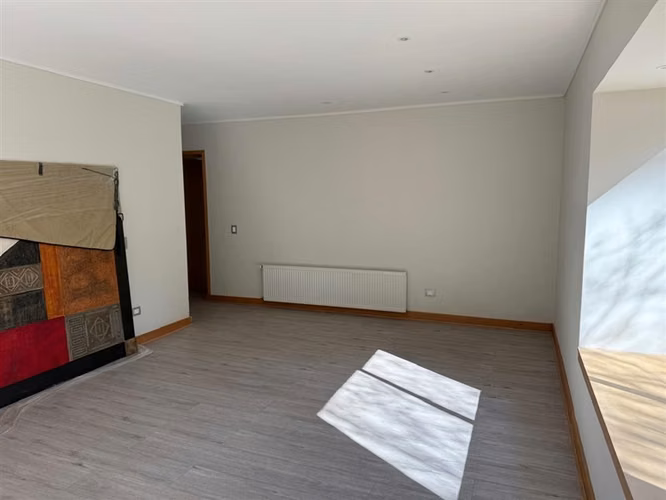 NUEVA CASA LA REINA ALTA