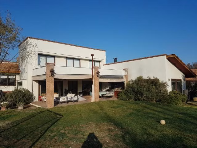 SE VENDEN 2 CASAS CON RECEPCION FINAL CONDOMINIO