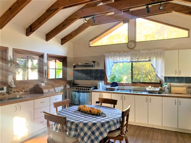 Casa en venta de 5 dorm. en Curacaví