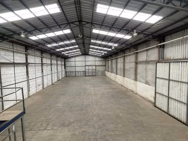 Bodega en arriendo en Huechuraba
