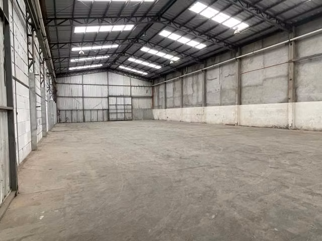 Bodega en arriendo en Huechuraba